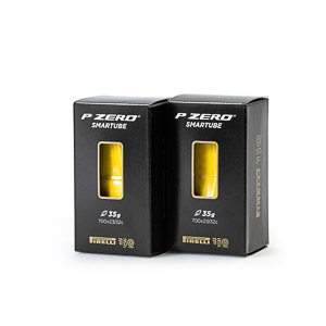PIRELLI F1 KEY RING